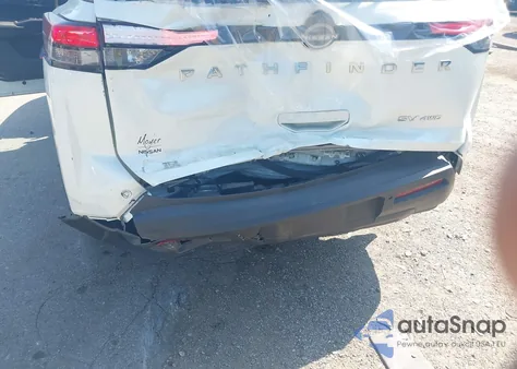 2024 Nissan Pathfinder Sv 4Wd z USA, uszkodzony, nr VIN 5N1DR3BC5RC237574